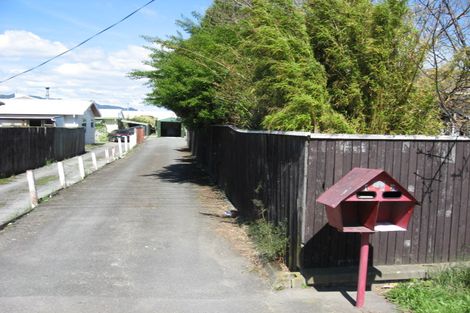 Photo of property in 2/19a Parkers Road, Tahunanui, Nelson, 7011