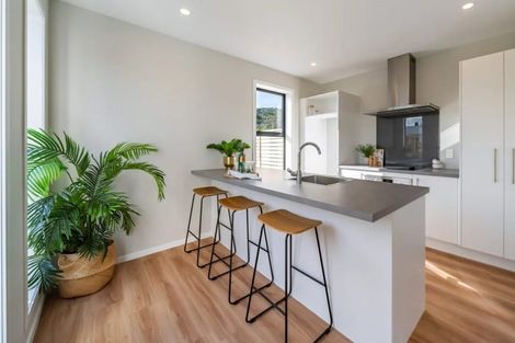 Photo of property in 380b Cambridge Terrace, Naenae, Lower Hutt, 5011