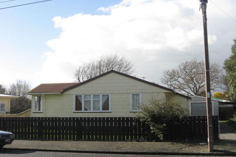Photo of property in 32 Rhodes Street, Carterton, 5713