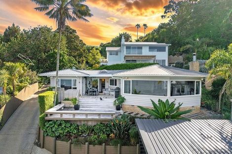 Photo of property in 108 Beach Road, Onerahi, Whangarei, 0110