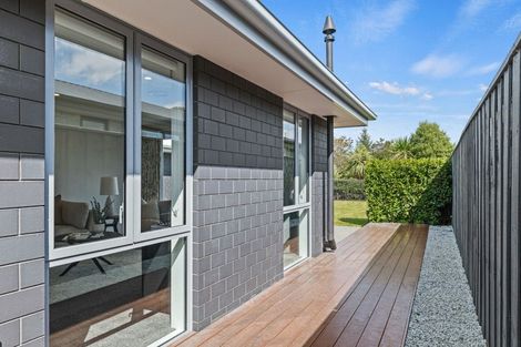 Photo of property in 16 Hungerford Drive, Rolleston, 7615