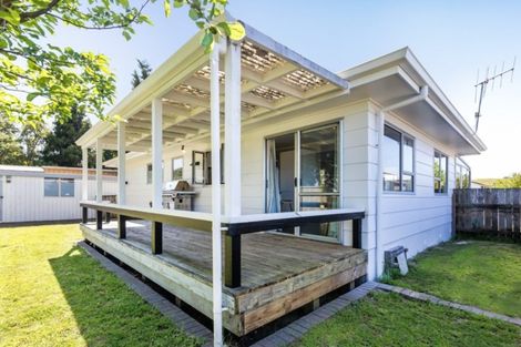 Photo of property in 2 Swan Close, Richmond Heights, Taupo, 3330