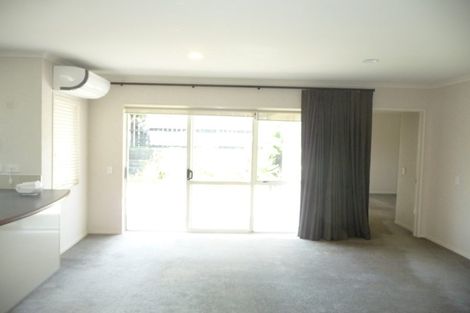 Photo of property in 6 Pennygale Close, Flat Bush, Auckland, 2016