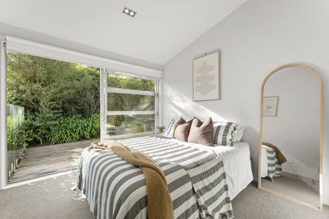 Photo of property in 4 Hillford Place, Welcome Bay, Tauranga, 3175