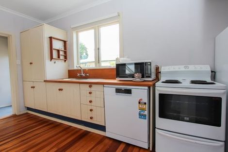 Photo of property in 11 Irvine Street, Frankton, Hamilton, 3204