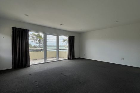 Photo of property in 34 Molyneux Close, Whitby, Porirua, 5024
