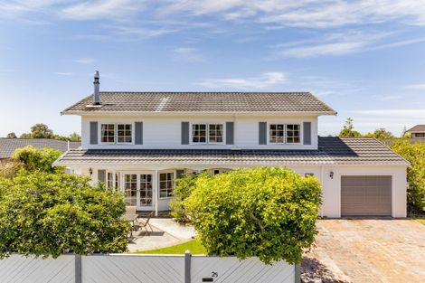 Photo of property in 25 Trigg Crescent, Taradale, Napier, 4112