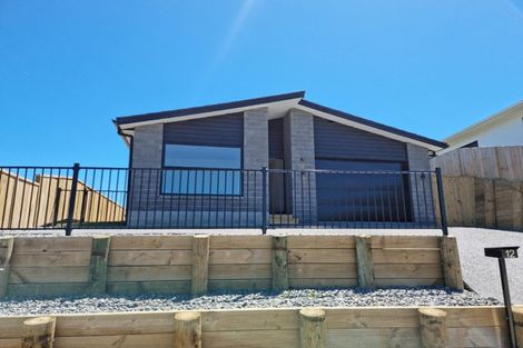 Photo of property in 12 Lily Way, Pyes Pa, Tauranga, 3112