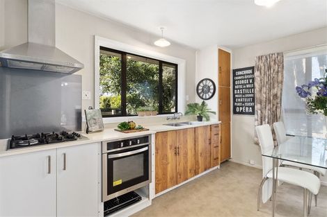 Photo of property in 290 Yaldhurst Road, Avonhead, Christchurch, 8042