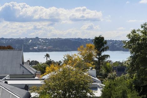 Photo of property in 213 Jervois Road, Herne Bay, Auckland, 1011