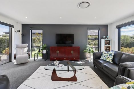 Photo of property in 46 Charles Upham Drive, Rangiora, 7400