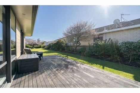 Photo of property in 37 Vogel Place, Waikiwi, Invercargill, 9810