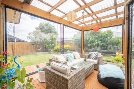 Photo of property in 8 Nevada Way, Kelvin Grove, Palmerston North, 4414