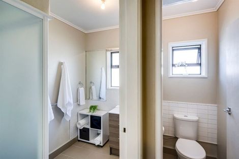 Photo of property in 123 Taradale Road, Onekawa, Napier, 4110