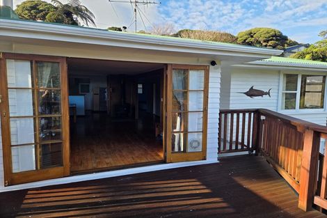 Photo of property in 6 Takutai Road, Pukerua Bay, 5026