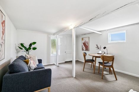 Photo of property in 61 Standen Street, Karori, Wellington, 6012