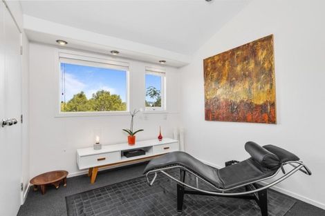 Photo of property in 141 Matipo Road, Te Atatu Peninsula, Auckland, 0610