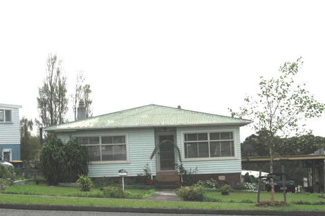 Photo of property in 75 Glengarry Road, Glen Eden, Auckland, 0602