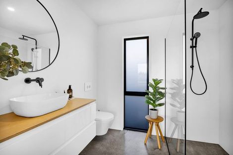 Photo of property in 386 Kaihihi Road, Okato, New Plymouth, 4381