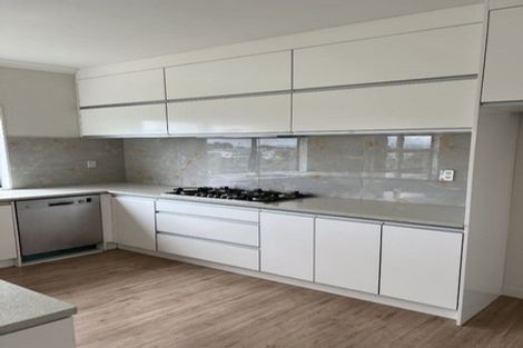 Photo of property in 28 The Enclave, Totara Heights, Auckland, 2105