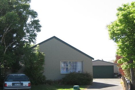 Photo of property in 11 Strack Place, Redwood, Christchurch, 8051