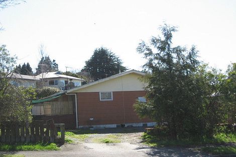 Photo of property in 12 Leeton Drive, Waipukurau, 4200