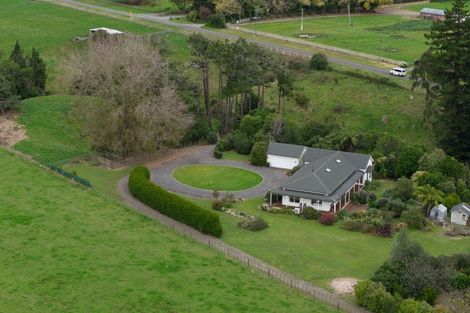 Photo of property in 60 Lindsay Road, Levin, 5510