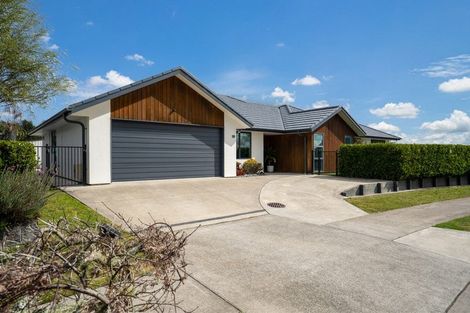 Photo of property in 10 Clifford Close, Leamington, Cambridge, 3432