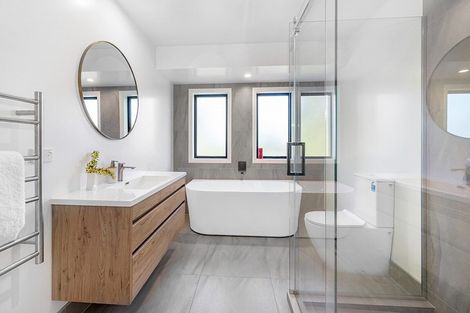 Photo of property in 55a Torino Street, Point England, Auckland, 1072