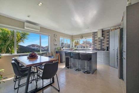 Photo of property in 10 Carroll Place, Owhata, Rotorua, 3010