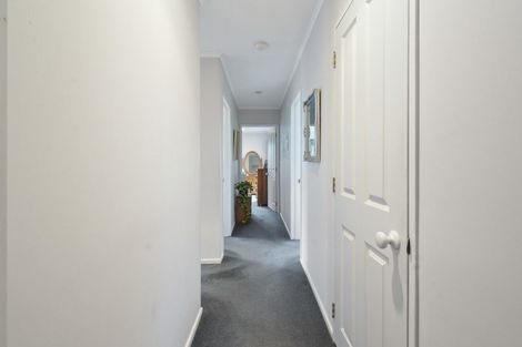 Photo of property in 1960 Parewanui Road, Parewanui, Bulls, 4894