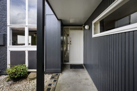 Photo of property in 9 Palliser Place, Milson, Palmerston North, 4414