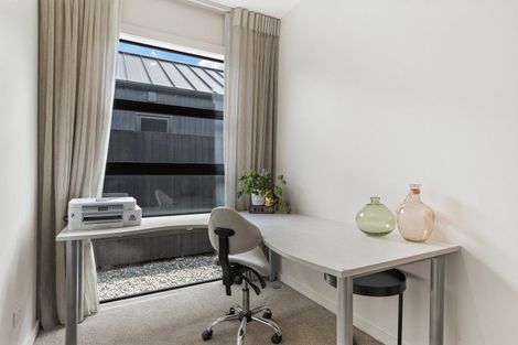 Photo of property in 23 Alps View Place, Lake Hayes, Queenstown, 9304