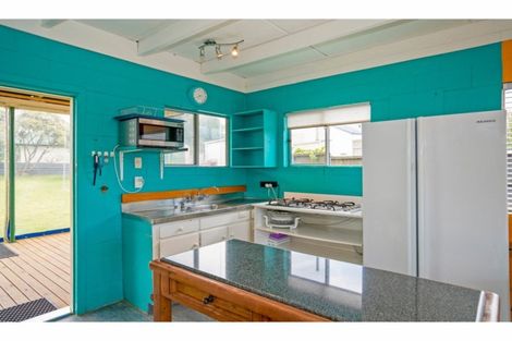 Photo of property in 196 Cook Drive, Whitianga, 3510