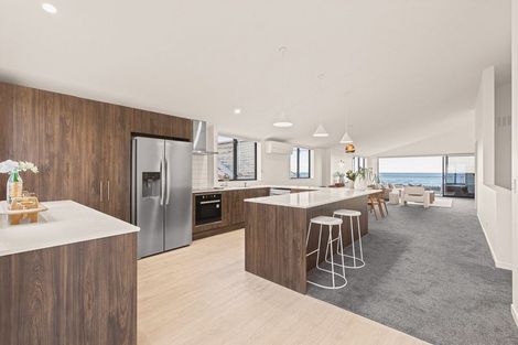Photo of property in 85a Marine Parade, North New Brighton, Christchurch, 8083