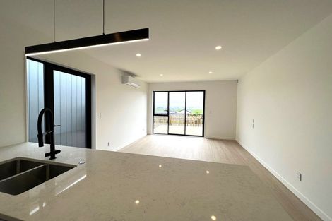 Photo of property in 34 Neretva Avenue, Massey, Auckland, 0614