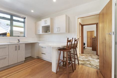 Photo of property in 4 Diamond Street, Carterton, 5713