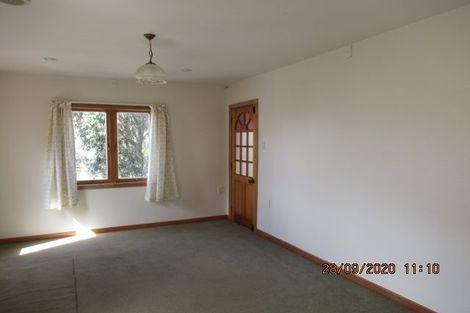 Photo of property in 5 Montana Avenue, Murrays Bay, Auckland, 0630
