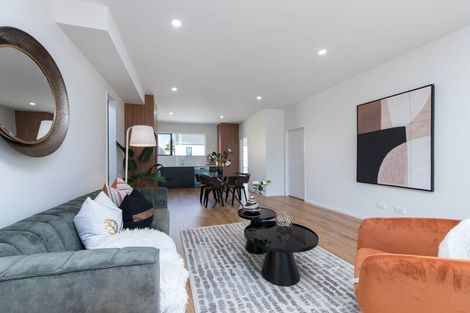 Photo of property in 2/85 Royal View Road, Te Atatu South, Auckland, 0610