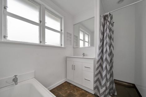 Photo of property in 195 Waihi Road, Hawera, 4610