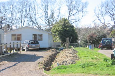 Photo of property in 81 Avenue Road, Foxton, 4814