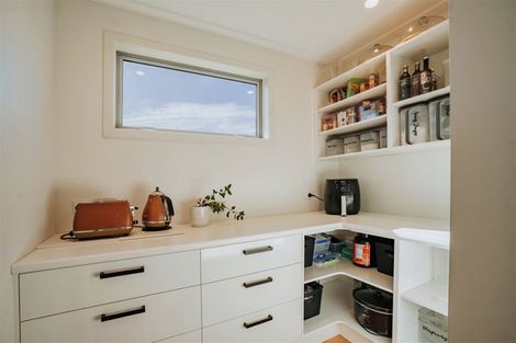 Photo of property in 40 Mcneil Street, Balclutha, 9230