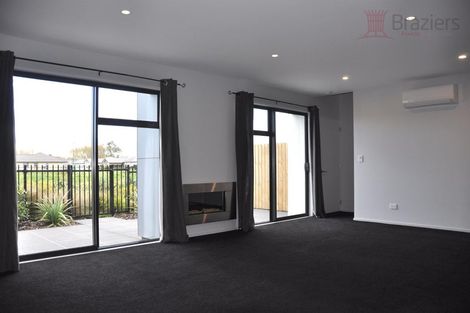 Photo of property in 17 Bellbird Lane, Marshland, Christchurch, 8083
