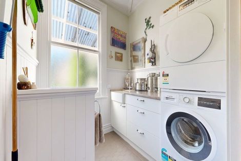 Photo of property in 107 Victoria Street, Thames, 3500