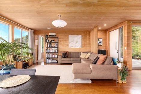 Photo of property in 5 Rifleman Lane, Redcliffs, Christchurch, 8081