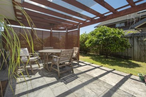 Photo of property in 32 Seychelles Drive, Papamoa Beach, Papamoa, 3118