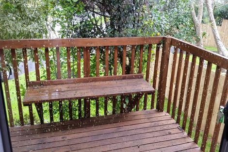 Photo of property in 2/20 Challen Close, Conifer Grove, Takanini, 2112