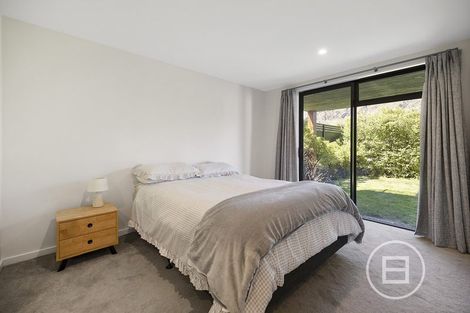 Photo of property in 10 Breaker Lane, Arthurs Point, Queenstown, 9371