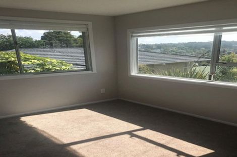 Photo of property in 2/561 Beach Road, Murrays Bay, Auckland, 0630