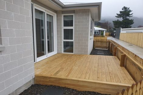 Photo of property in 43a Wainuiomata Road, Wainuiomata, Lower Hutt, 5014